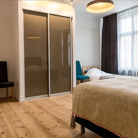 Aia Vacation Apartment
